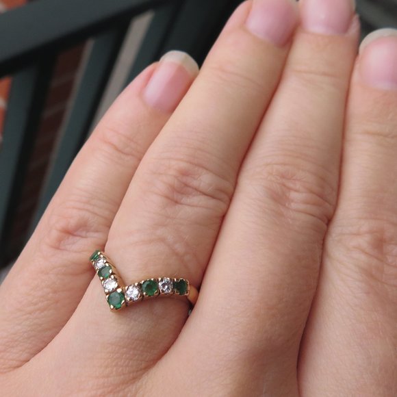 Genuine Diamonds Emeralds In Solid 14K Yellow Gold Chevron Ring - Picture 14 of 15